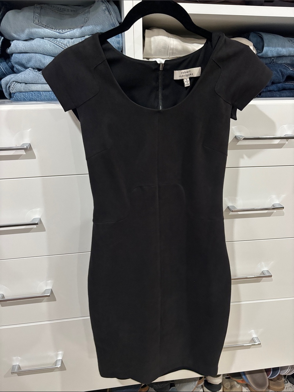 Robert Rodriguez Black Cap-Sleeve Sheath Dress